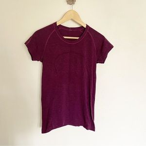 Lululemon Swiftly Tech Short Sleeve Crew
Black / Chilled Grape